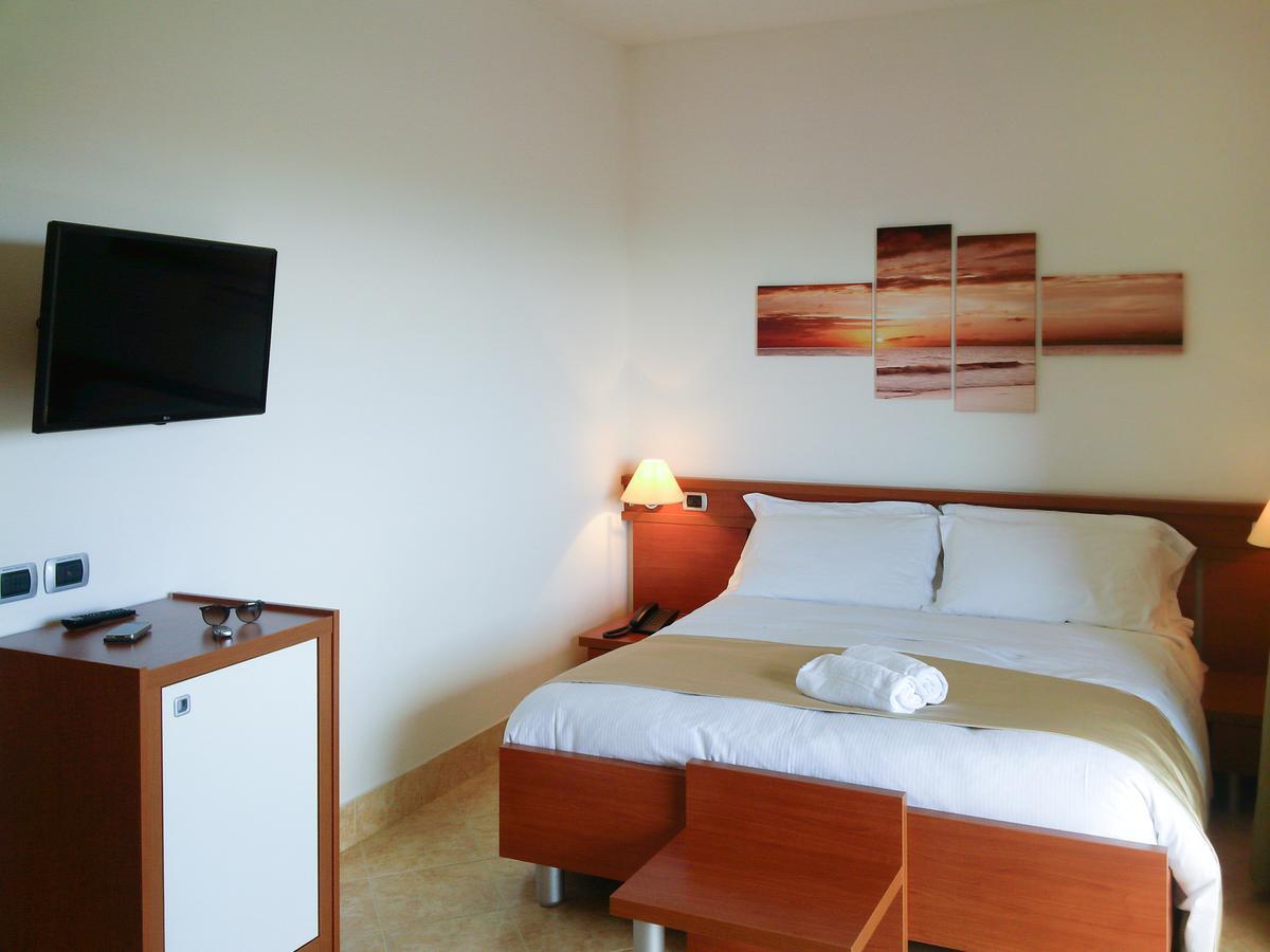 Park Hotel Mirabeau 몬테파오네 외부 사진